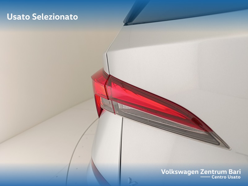 Skoda Kamiq 1.0 tsi ambition 95cv - 18