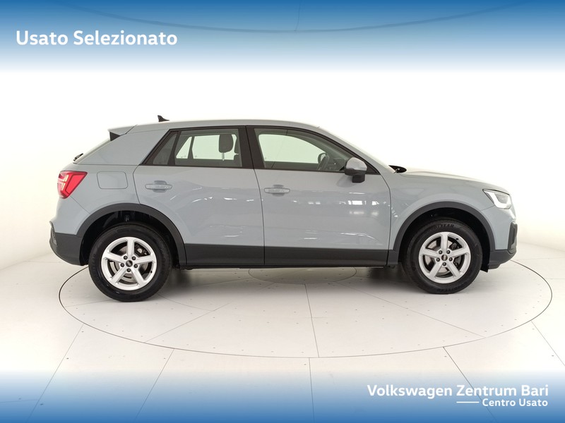 Audi Q2 30 2.0 tdi business s-tronic - 5