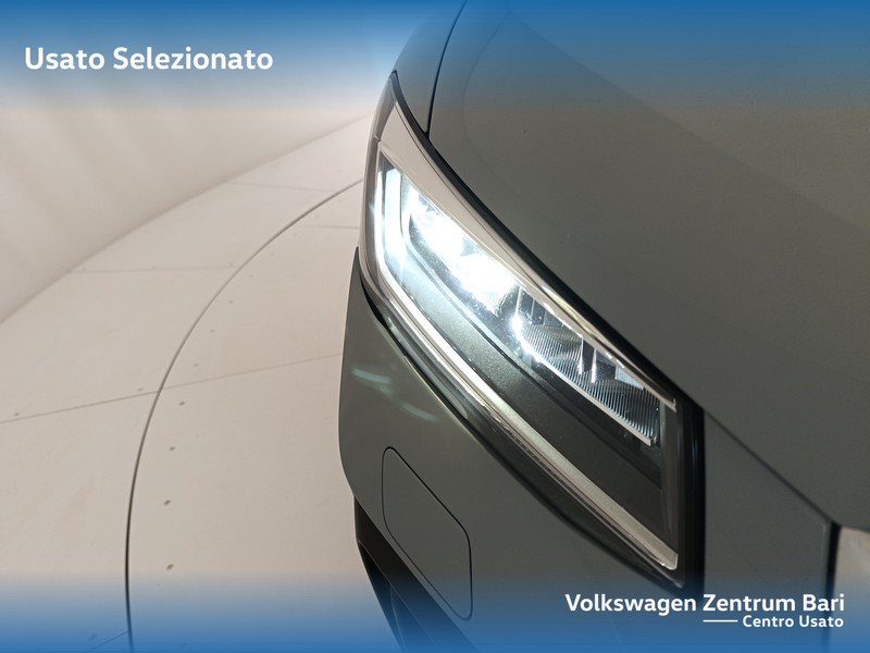 Audi Q2 30 2.0 tdi business s-tronic - 22