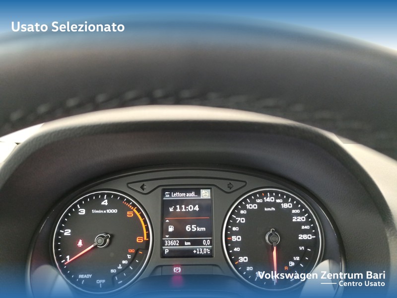 Audi Q2 35 2.0 tdi business s-tronic - 10