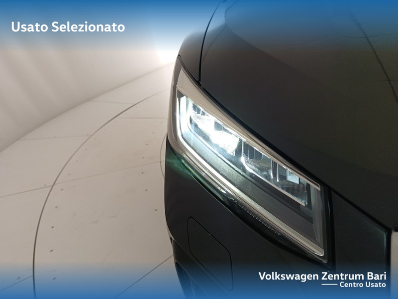 Audi Q2 35 2.0 tdi business s-tronic - 21