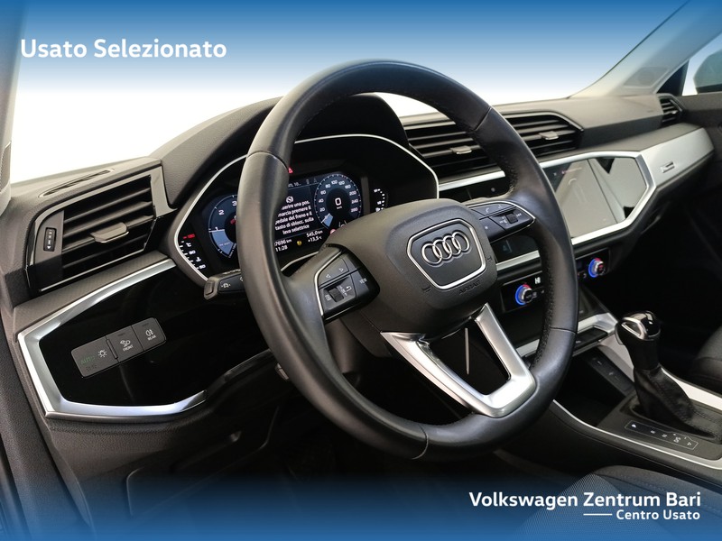 Audi Q3 35 2.0 tdi business advanced s-tronic - 14