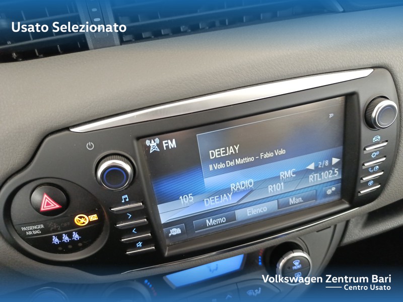 Toyota Yaris 5p 1.5h active my18 - 11