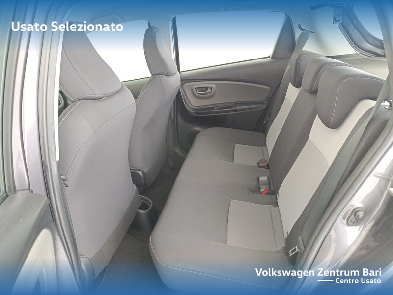 Toyota Yaris 5p 1.5h active my18 - 16