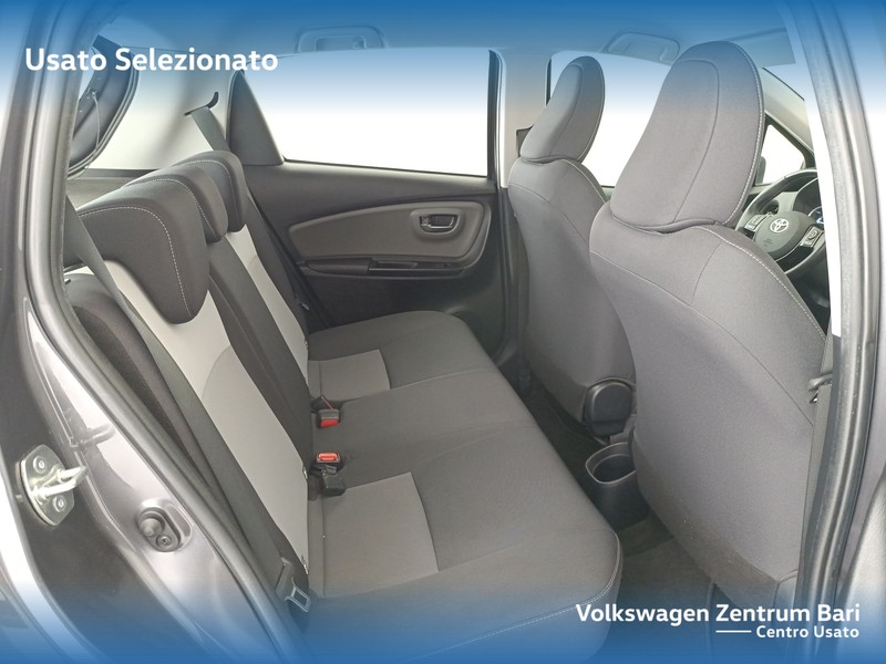 Toyota Yaris 5p 1.5h active my18 - 19