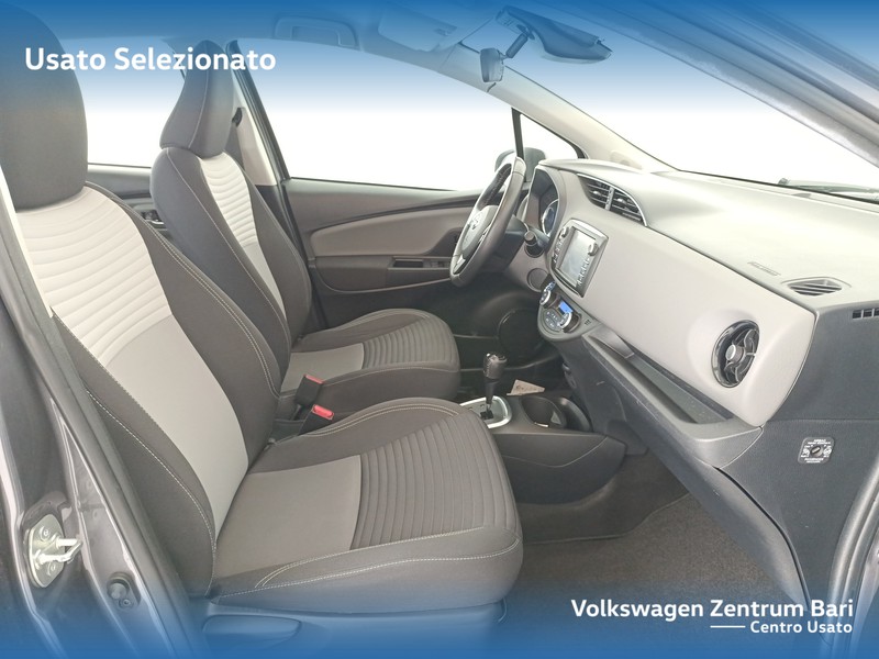 Toyota Yaris 5p 1.5h active my18 - 20