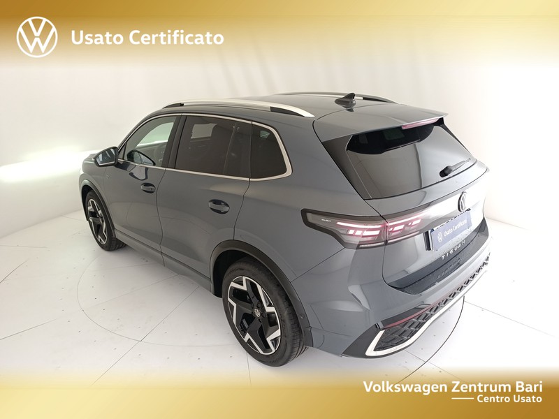 Volkswagen Tiguan 2.0 tdi r-line 150cv dsg - 18