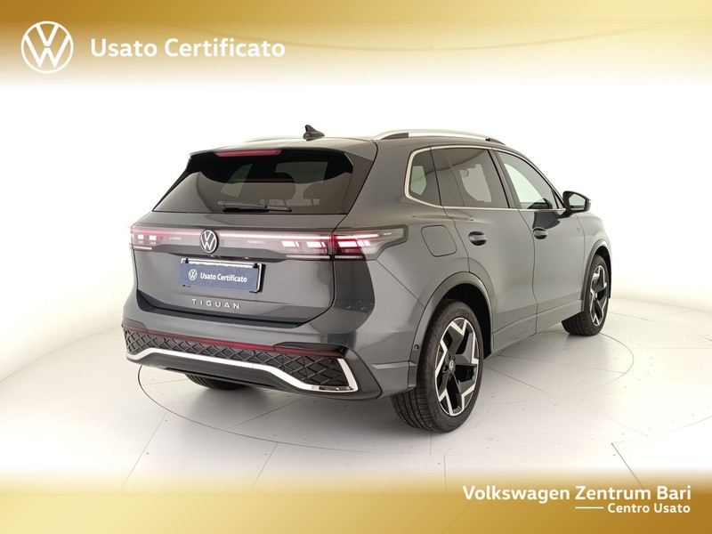 Volkswagen Tiguan 2.0 tdi r-line 150cv dsg - 6