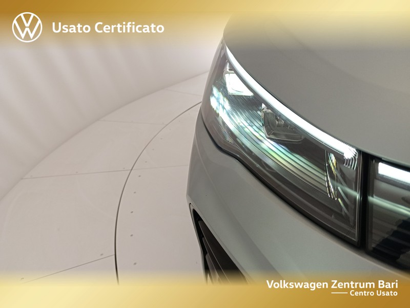 Volkswagen Tiguan 2.0 tdi r-line 150cv dsg - 23