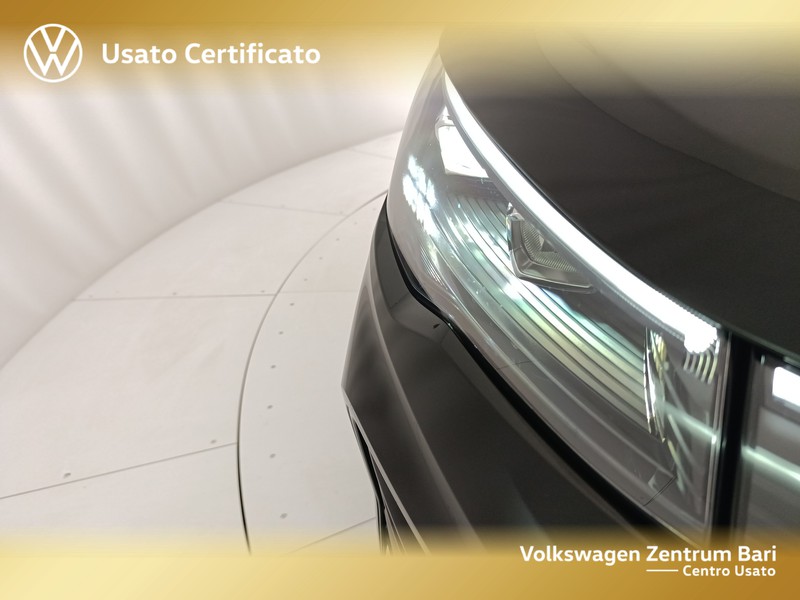 Volkswagen Tiguan 2.0 tdi r-line 150cv dsg - 23