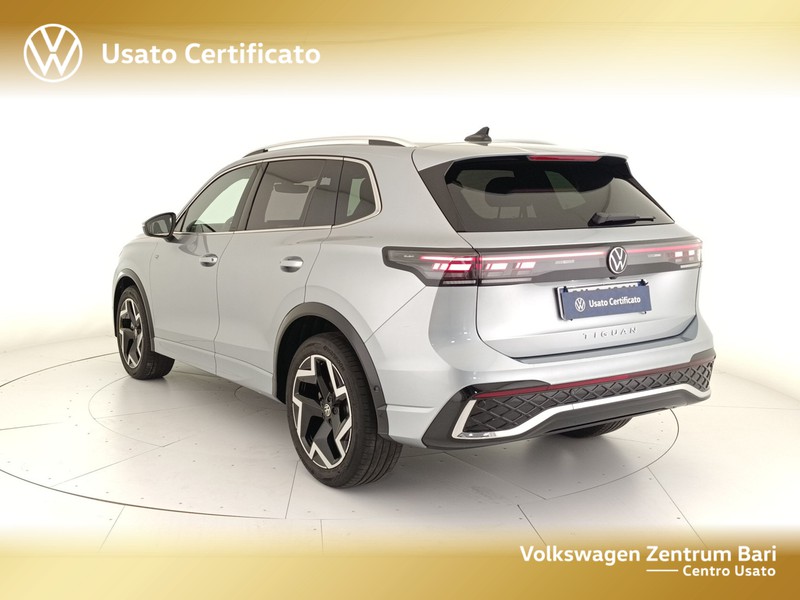 Volkswagen Tiguan 2.0 tdi r-line 150cv dsg - 8