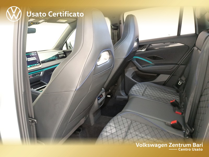 Volkswagen Tiguan 2.0 tdi r-line 150cv dsg - 18