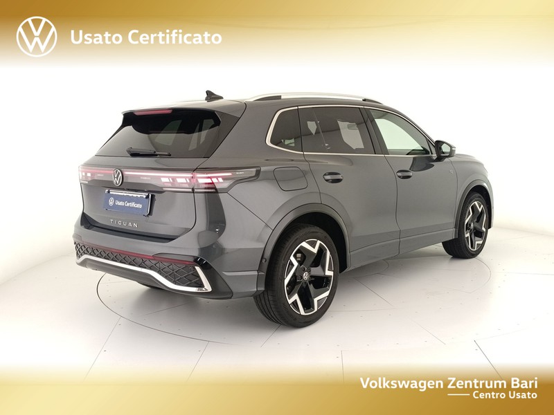 Volkswagen Tiguan 2.0 tdi r-line 150cv dsg - 6