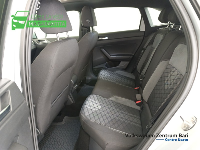 Volkswagen Taigo 1.0 tsi r-line 110cv - 18