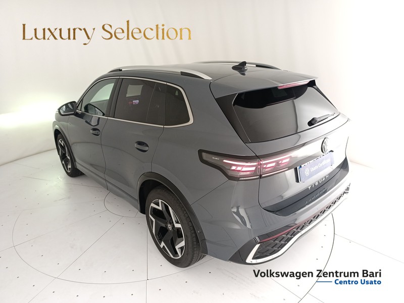 Volkswagen Tiguan 2.0 tdi r-line 150cv dsg - 17