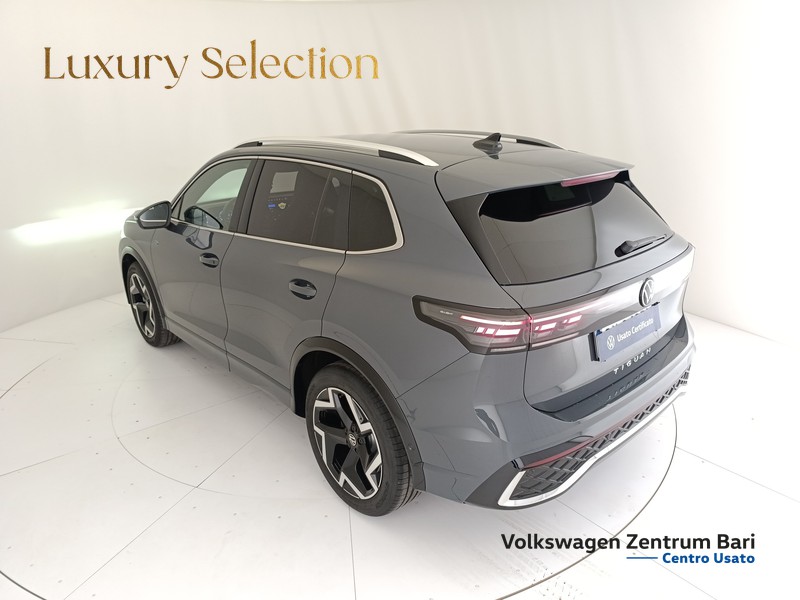 Volkswagen Tiguan 2.0 tdi r-line 150cv dsg - 18