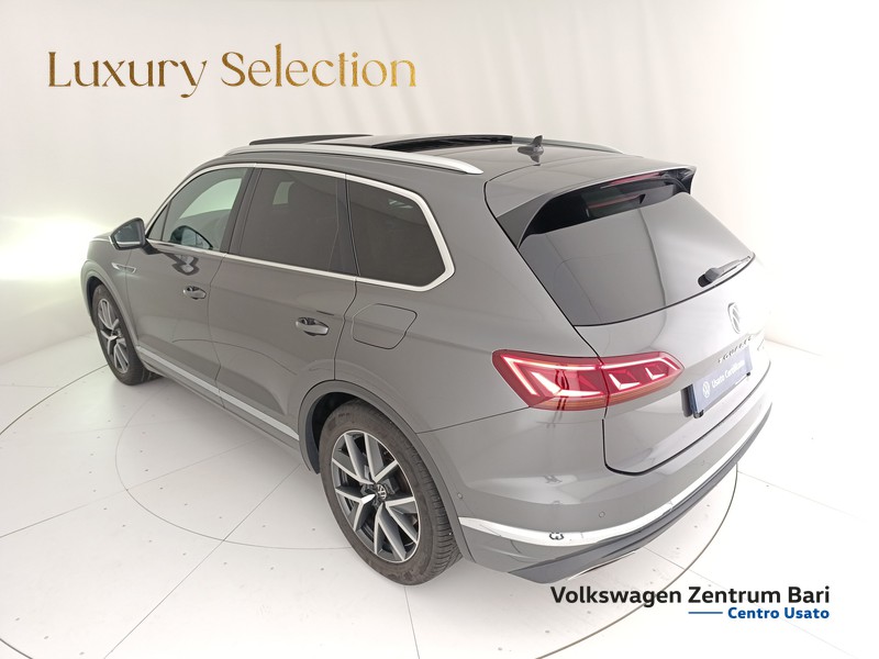 Volkswagen Touareg 3.0 v6 tsi ehybrid elegance tiptronic - 16