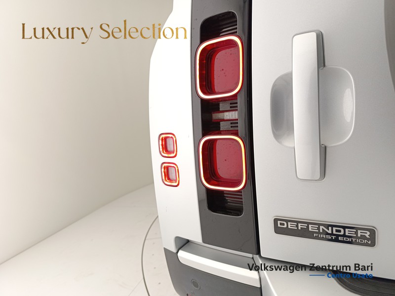 Land Rover Defender 2.0d sd4 first edition awd 240cv 7p.ti auto - 19
