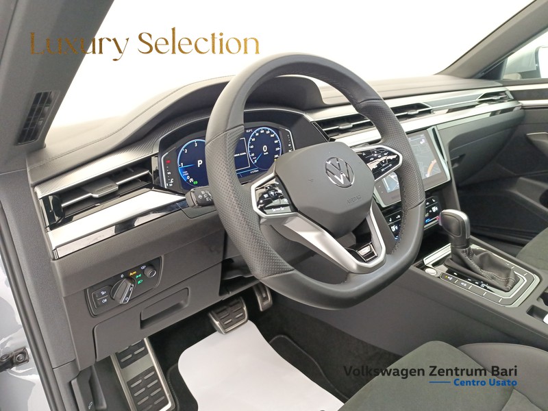 Volkswagen Arteon 2.0 TDI SCR SHOOT. BRAKE R-LINE - 16