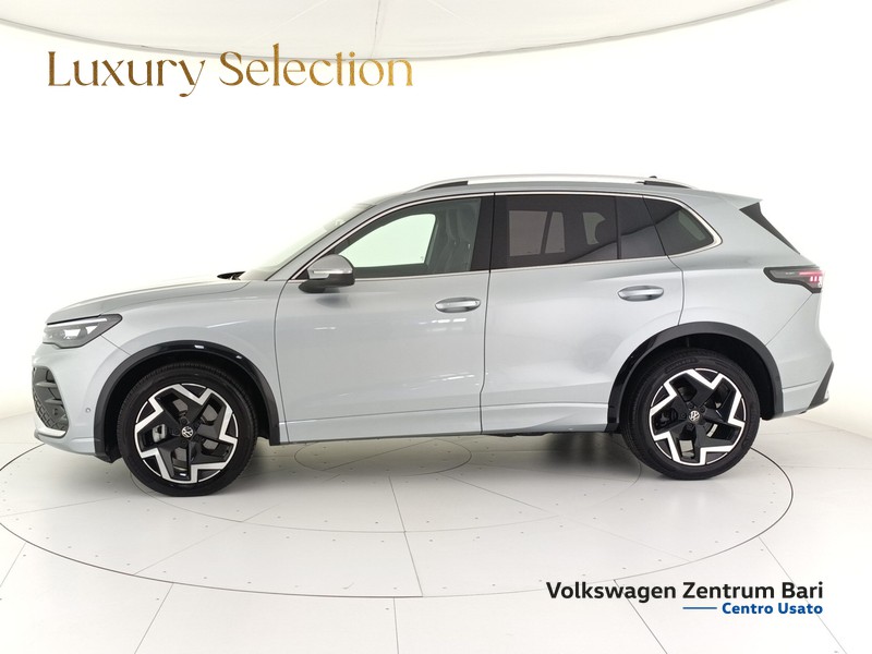 Volkswagen Tiguan 2.0 tdi r-line 150cv dsg - 9