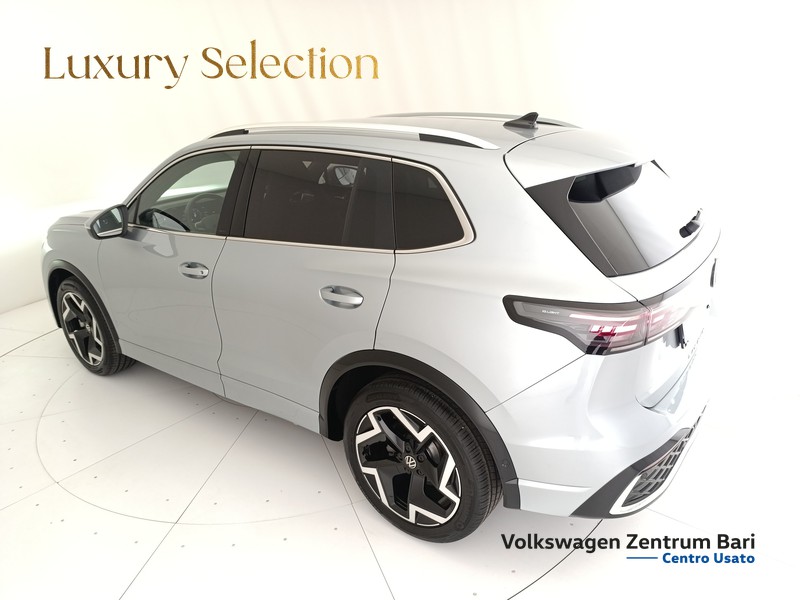 Volkswagen Tiguan 2.0 tdi r-line 150cv dsg - 16