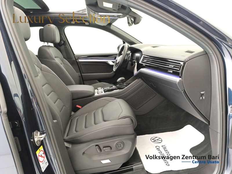 Volkswagen Touareg 3.0 v6 tdi elegance r-line exterior pack 231cv tiptronic - 22