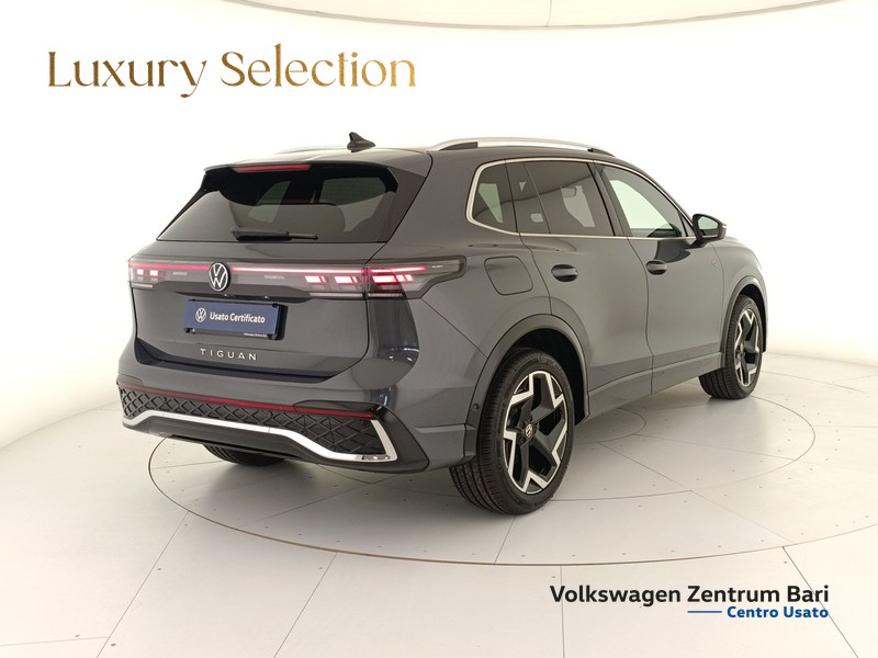 Volkswagen Tiguan 2.0 tdi r-line 150cv dsg - 6