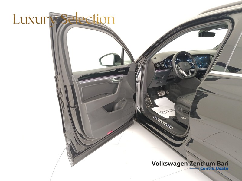 Volkswagen Touareg 3.0 v6 tdi elegance r-line exterior pack 231cv tiptronic - 13