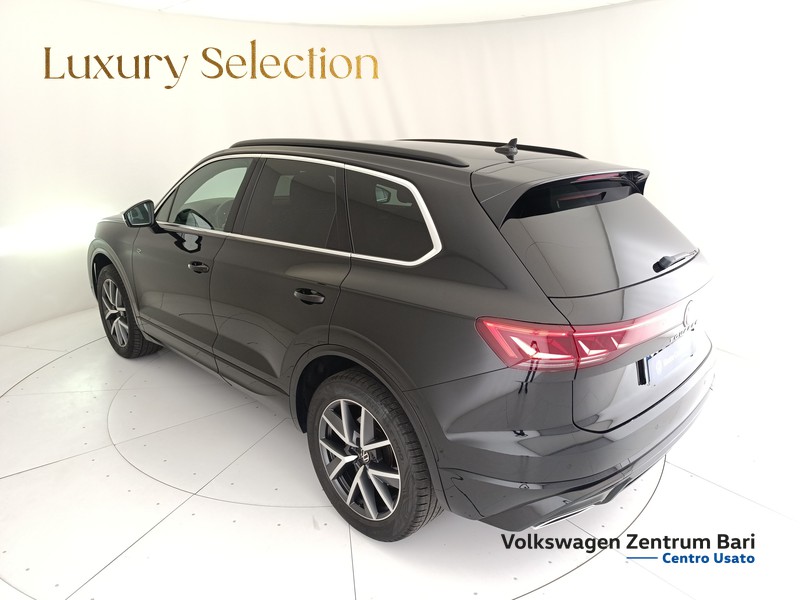 Volkswagen Touareg 3.0 v6 tdi elegance r-line exterior pack 231cv tiptronic - 17