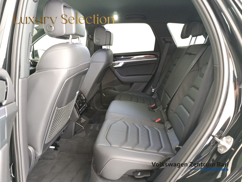 Volkswagen Touareg 3.0 v6 tdi elegance r-line exterior pack 231cv tiptronic - 18