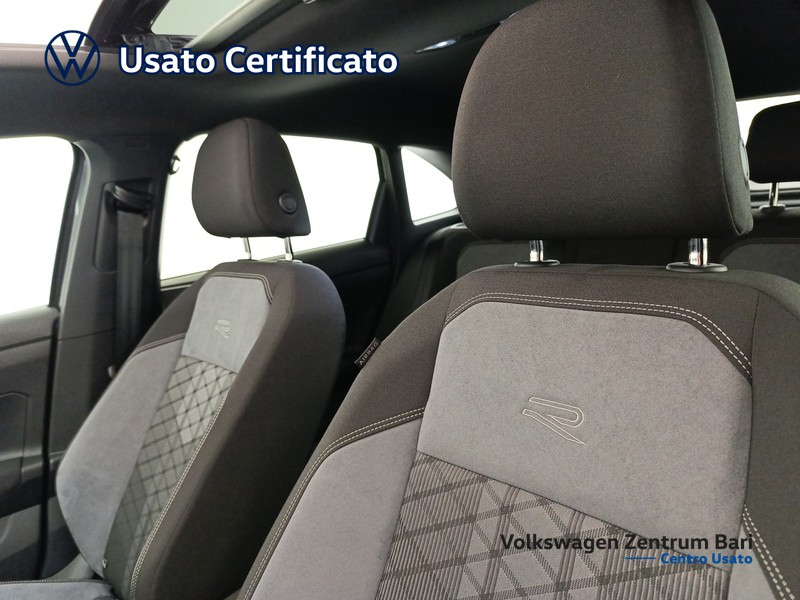 Volkswagen Taigo 1.0 tsi r-line 115cv dsg - 17