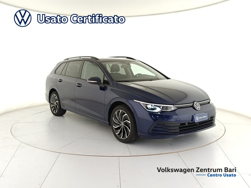 Volkswagen Golf variant 1.0 etsi evo life 110cv dsg - 4