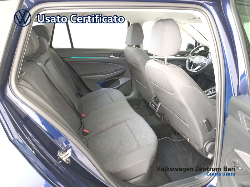 Volkswagen Golf variant 1.0 etsi evo life 110cv dsg - 23