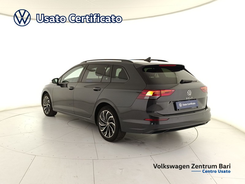 Volkswagen Golf variant 1.0 etsi evo life 110cv dsg - 8
