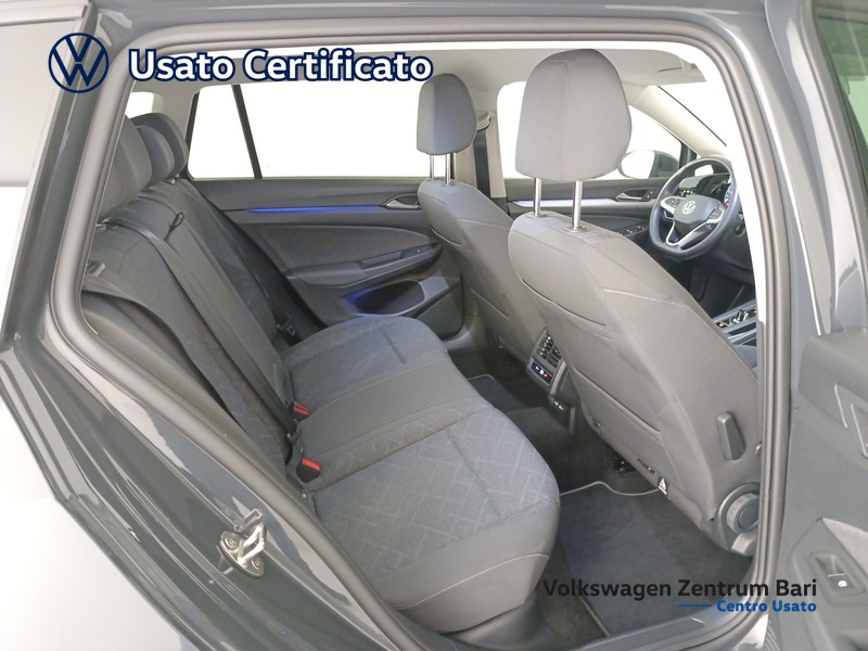 Volkswagen Golf variant 1.0 etsi evo life 110cv dsg - 22