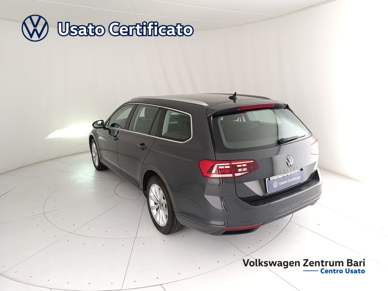 Volkswagen Passat variant 2.0 tdi business 122cv dsg - 13