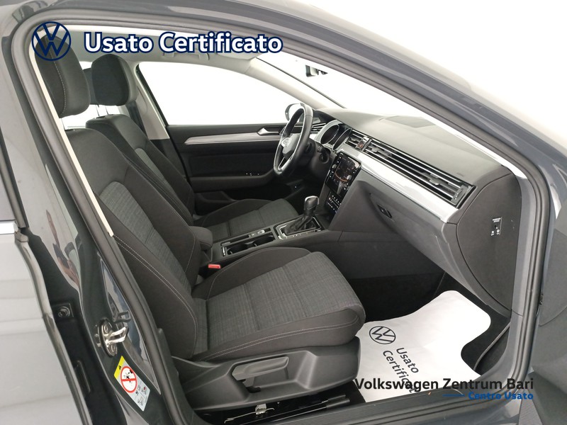 Volkswagen Passat variant 2.0 tdi business 122cv dsg - 19