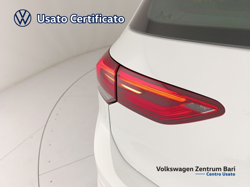 Volkswagen Golf 2.0 tdi life 115cv - 19