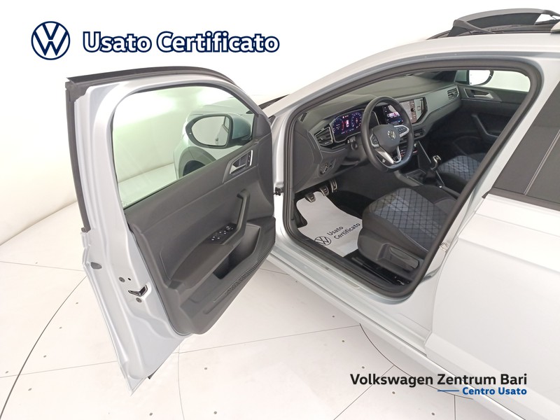 Volkswagen Taigo 1.0 tsi r-line 115cv - 12