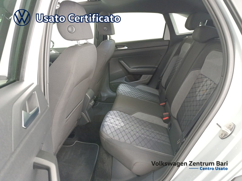 Volkswagen Taigo 1.0 tsi r-line 115cv - 19