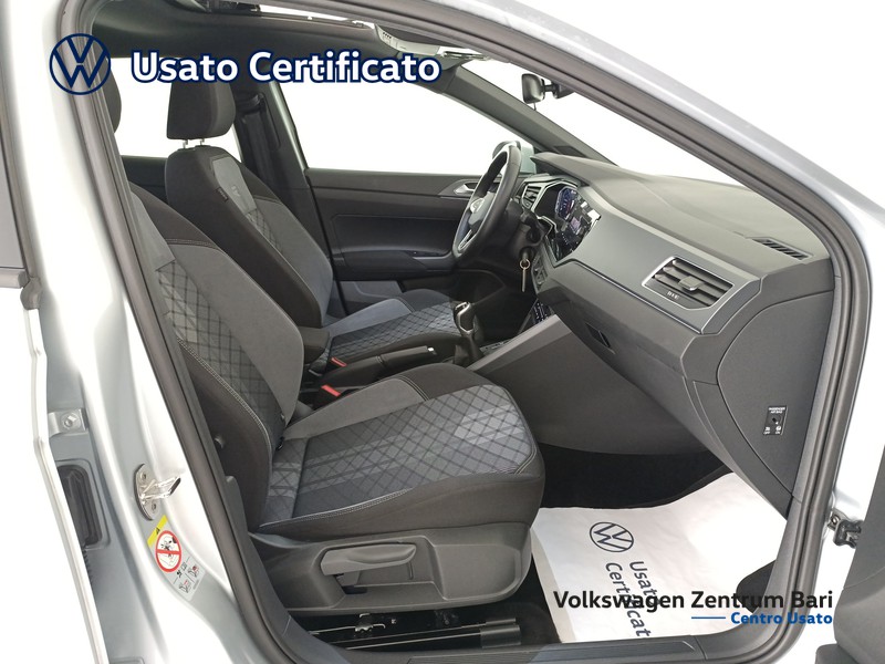 Volkswagen Taigo 1.0 tsi r-line 115cv - 24