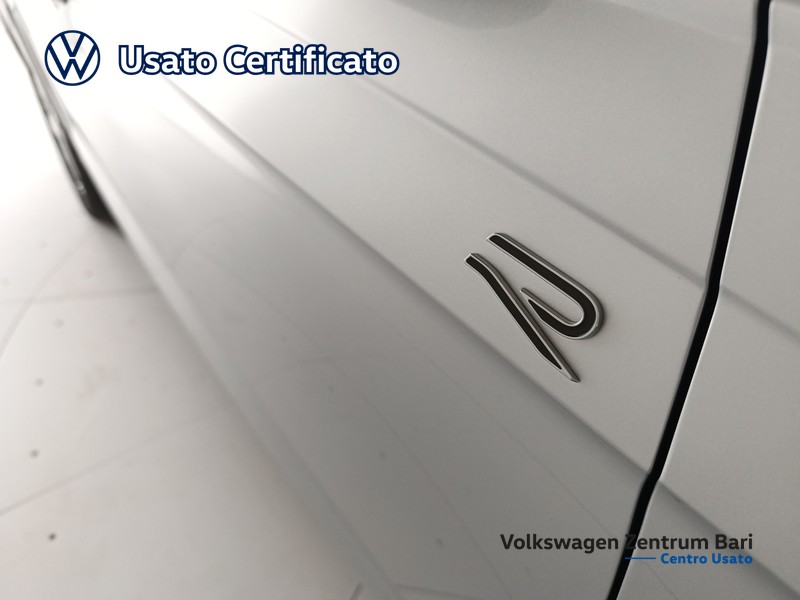 Volkswagen Taigo 1.0 tsi r-line 115cv - 25