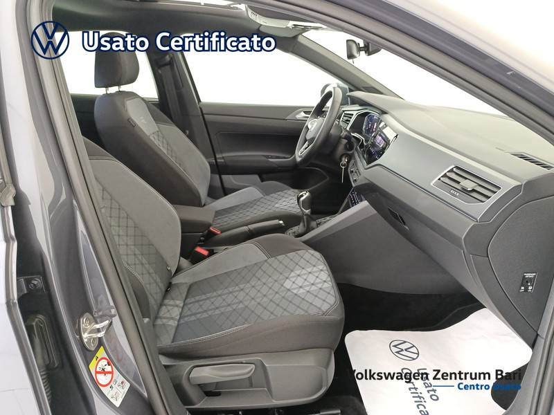 Volkswagen Taigo 1.0 tsi r-line 115cv - 23