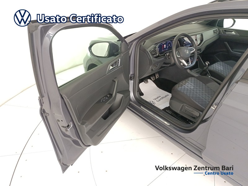 Volkswagen Taigo 1.0 tsi r-line 115cv - 12