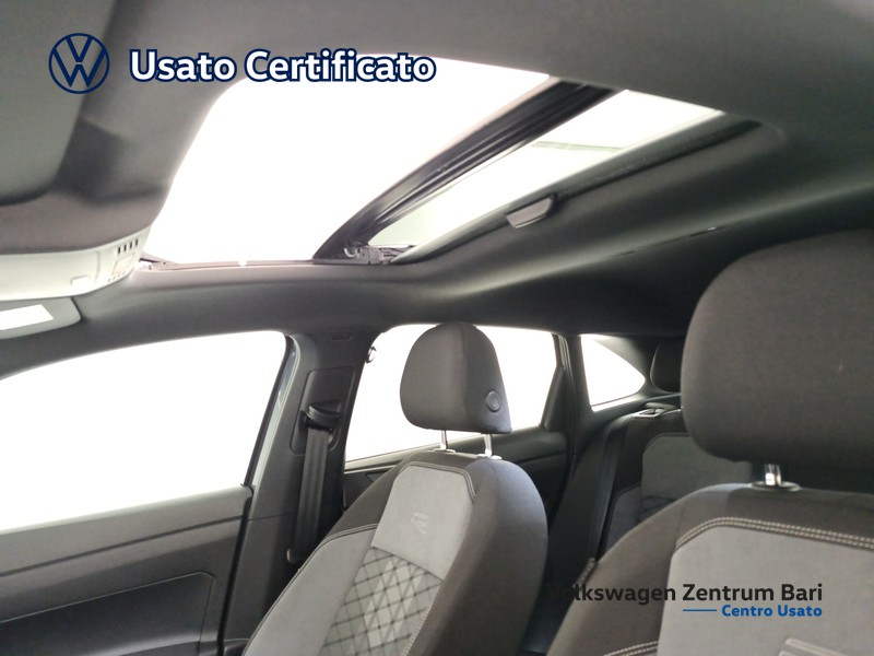 Volkswagen Taigo 1.0 tsi r-line 115cv - 16