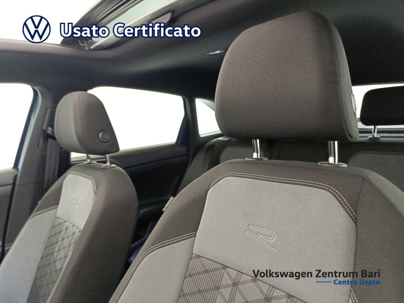 Volkswagen Taigo 1.0 tsi r-line 115cv - 13