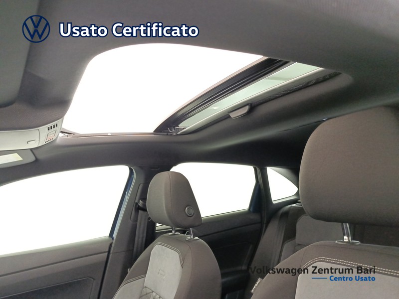 Volkswagen Taigo 1.0 tsi r-line 115cv - 14