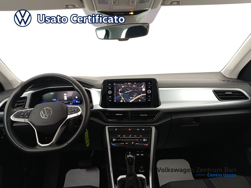 Volkswagen T-Roc 1.5 tsi life dsg - 17