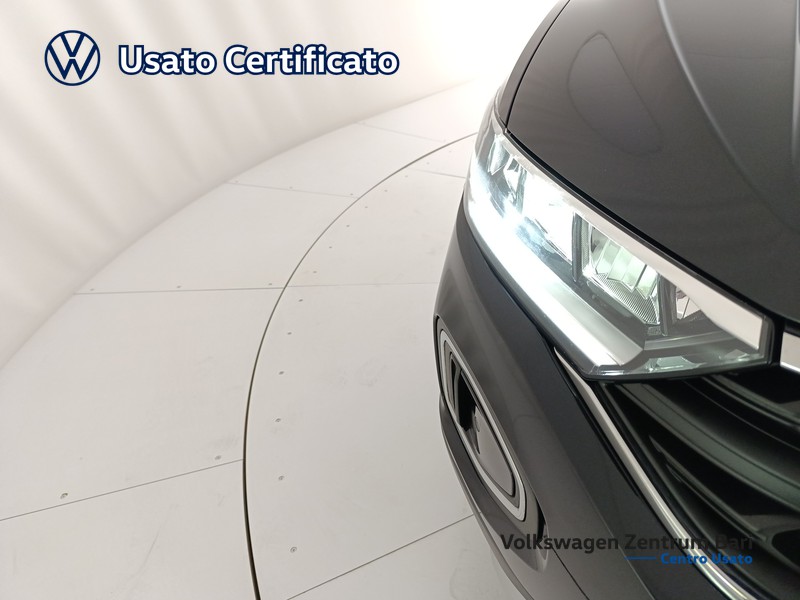 Volkswagen T-Roc 1.5 tsi life dsg - 21