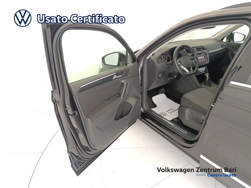 Volkswagen Tiguan 2.0 tdi life 150cv dsg - 9